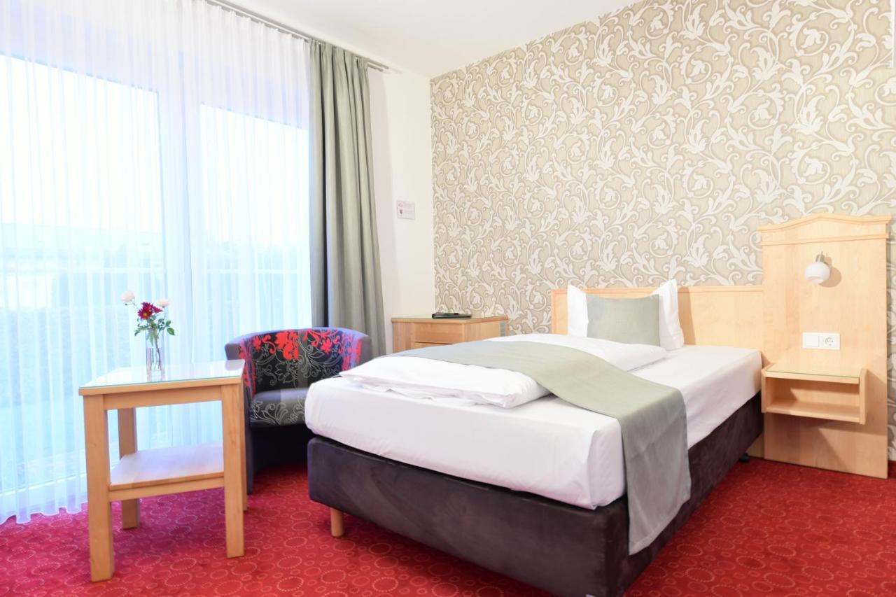 Pension Heimchen Heringsdorf  Buitenkant foto